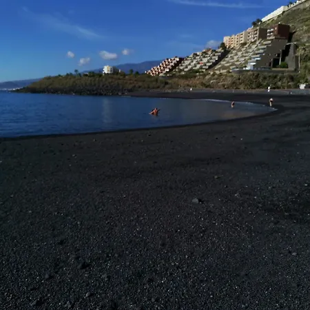 Home2book Comfort Getaway Terrace & Bbq, Tatil Evi *